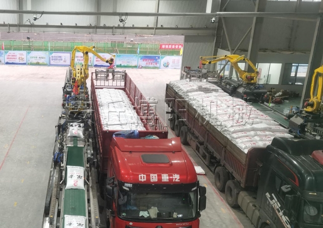 小蘇打全自動裝車機(jī)廠家   機(jī)器人自動裝車系統(tǒng)介紹